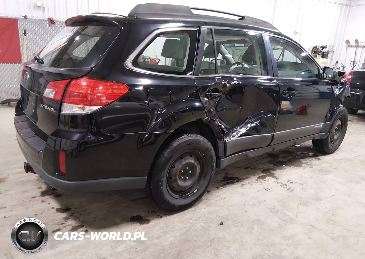 2013 Subaru Outback 2.5I VIN:4S4BRCAC1D1228450 - 4