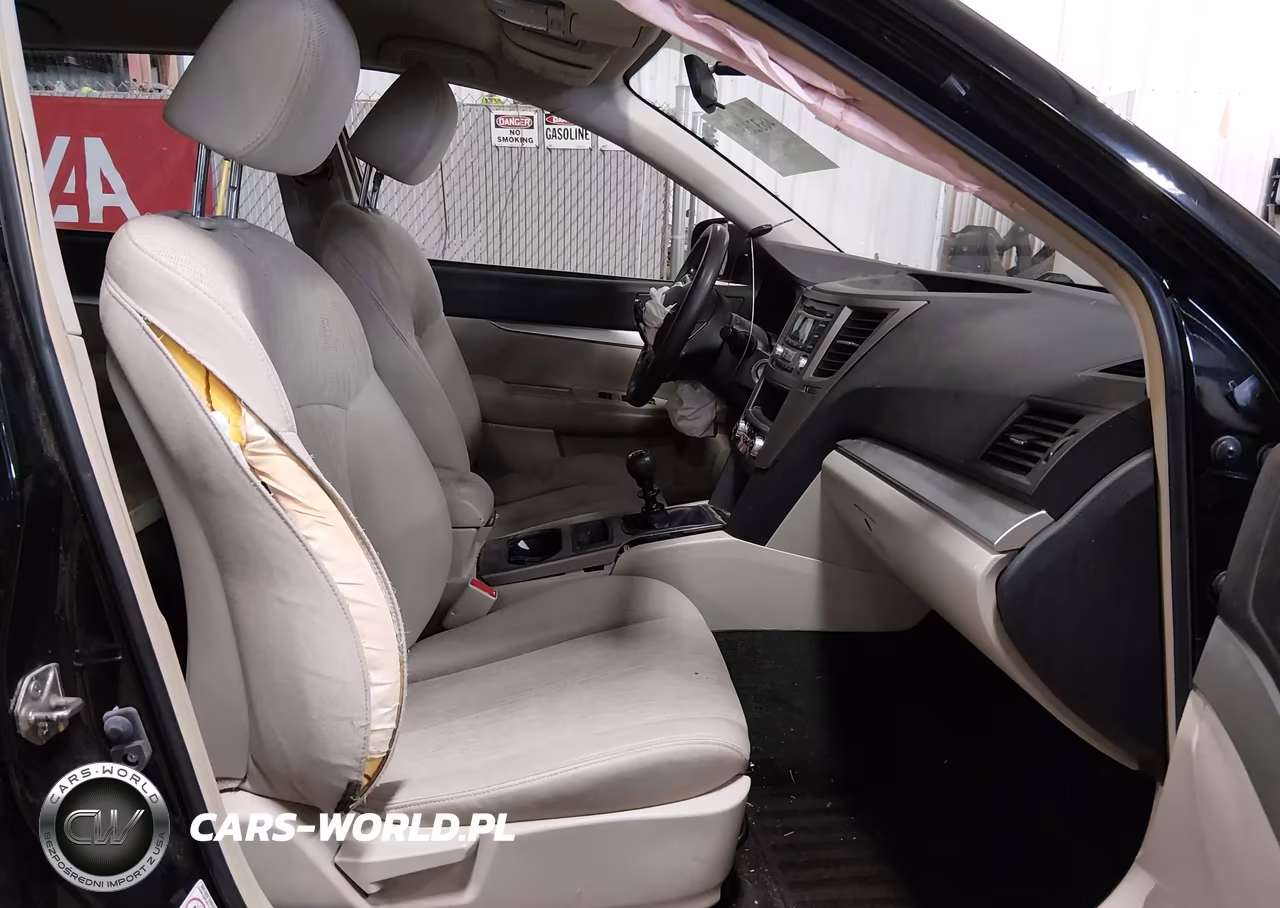 2013 Subaru Outback 2.5I VIN:4S4BRCAC1D1228450 - 5