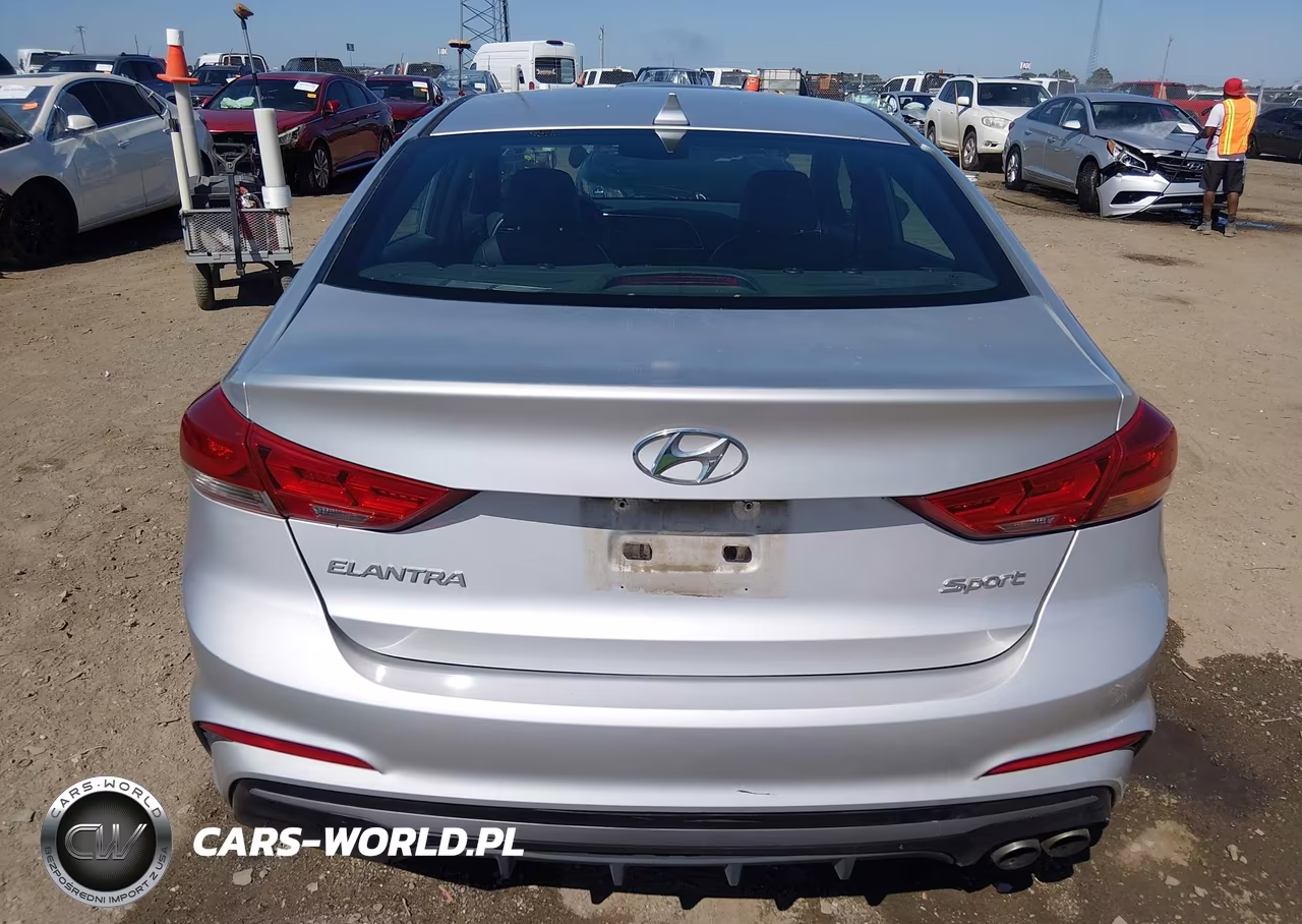 2018 Hyundai Elantra Sport VIN:KMHD04LB5JU509786 - 16