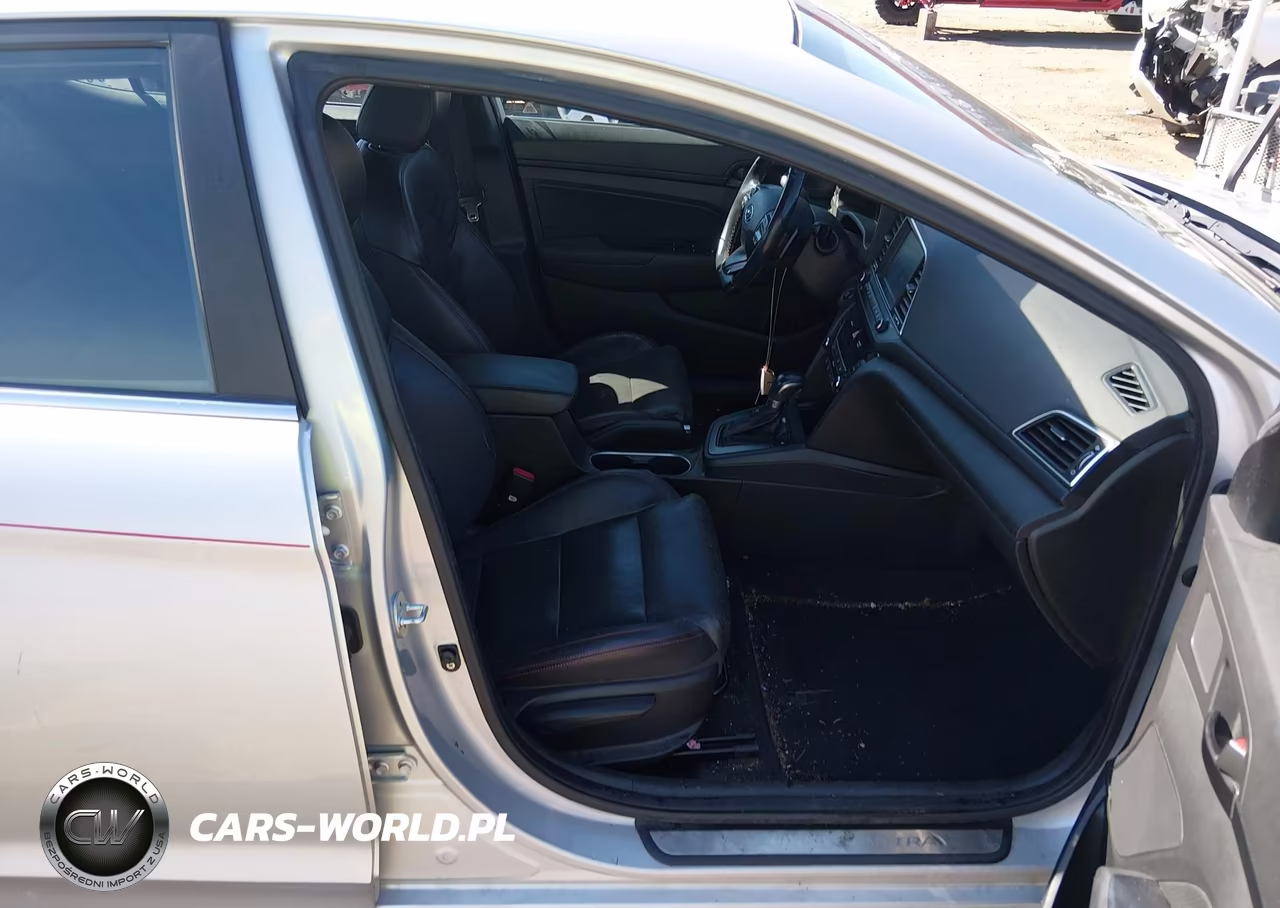 2018 Hyundai Elantra Sport VIN:KMHD04LB5JU509786 - 5