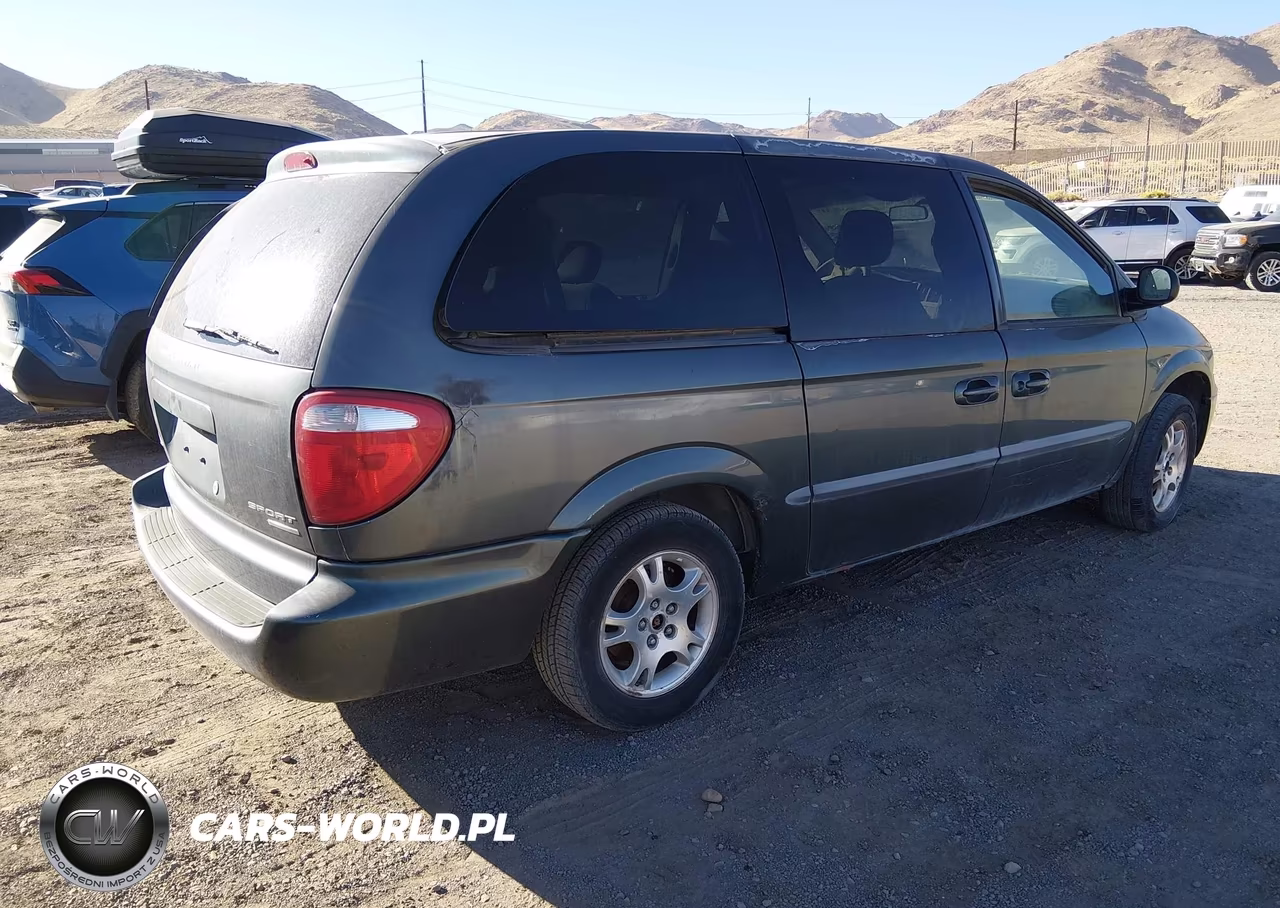 2002 Dodge Grand Caravan Sport VIN:2B4GT44L82R606590 - 4