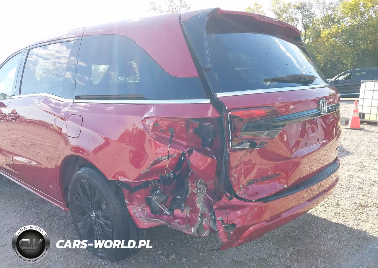 2026 Honda Odyssey Sport-L VIN:5FNRL6H72TB018671 - 6