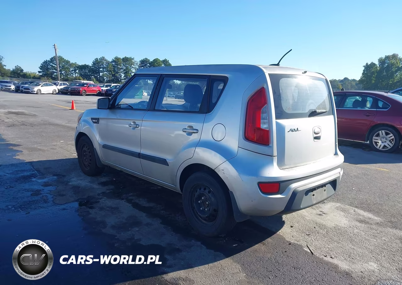 2013 Kia Soul VIN:KNDJT2A52D7568491 - 3