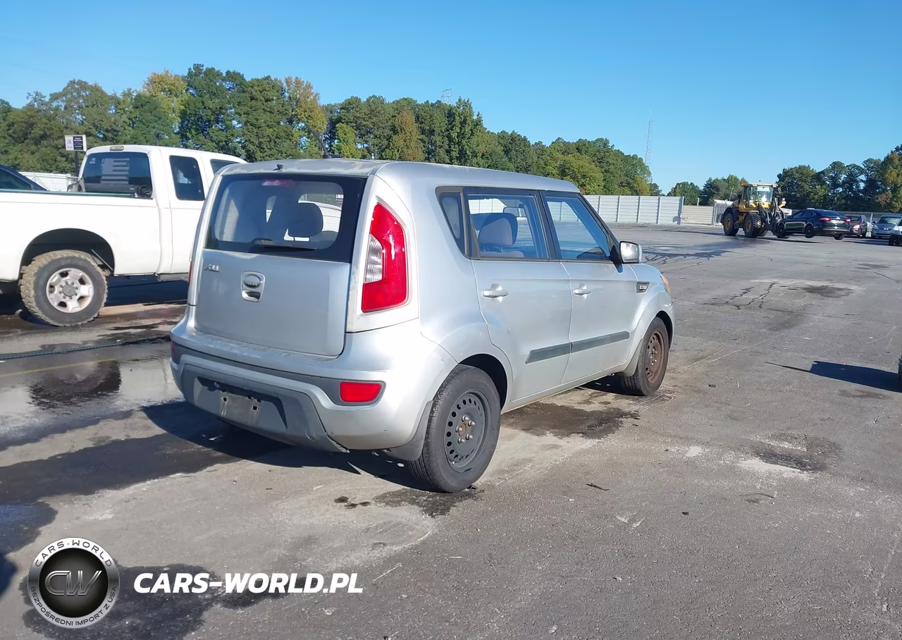 2013 Kia Soul VIN:KNDJT2A52D7568491 - 4
