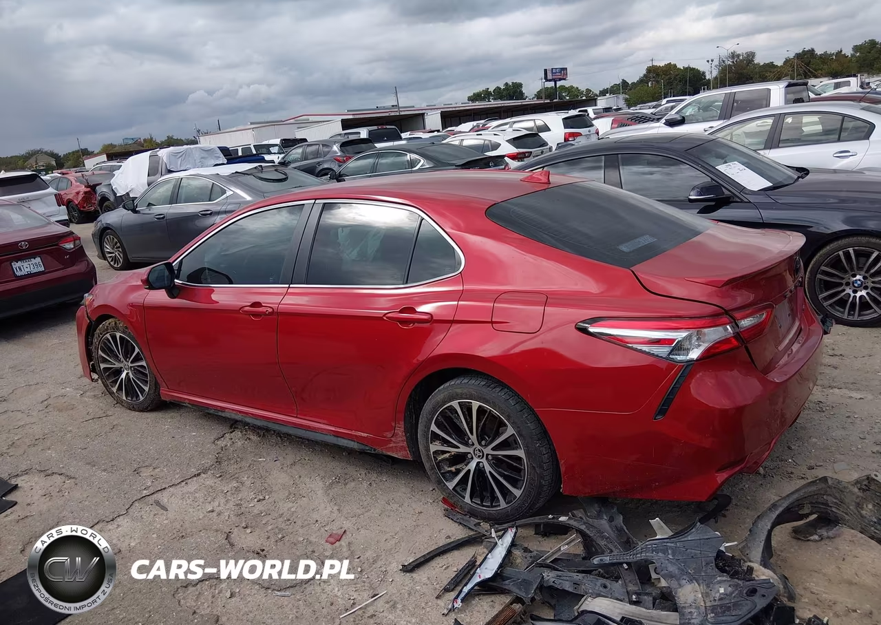 2020 Toyota Camry Se VIN:4T1G11AK5LU385677 - 14