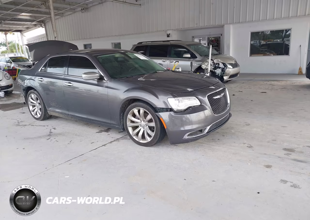2019 Chrysler 300 Limited