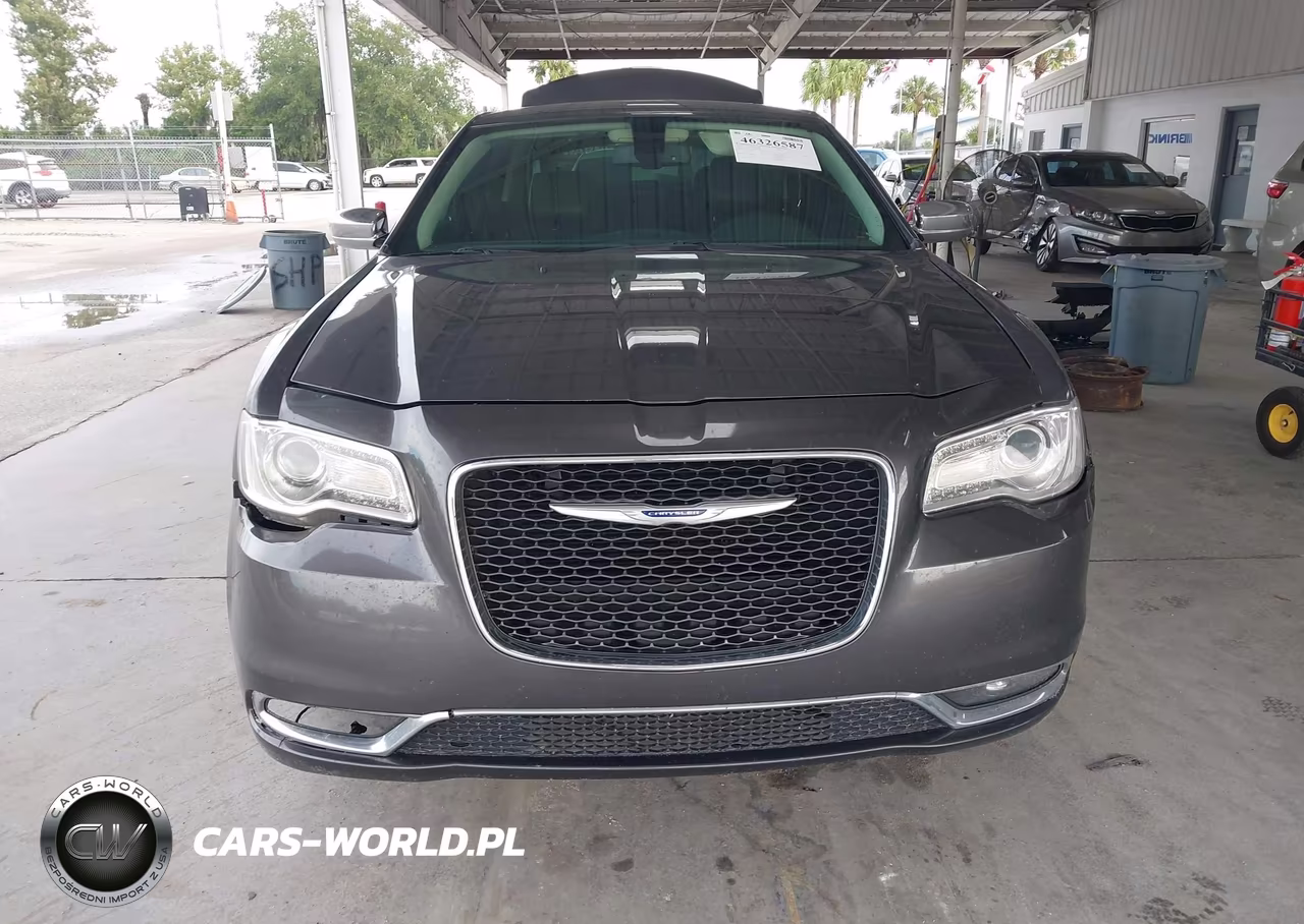 2019 Chrysler 300 Limited VIN:2C3CCAEG1KH536703 - 12