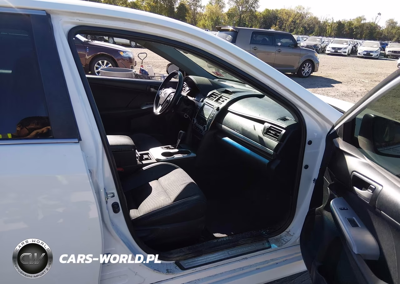 2014 Toyota Camry Se VIN:4T1BF1FK7EU328758 - 5