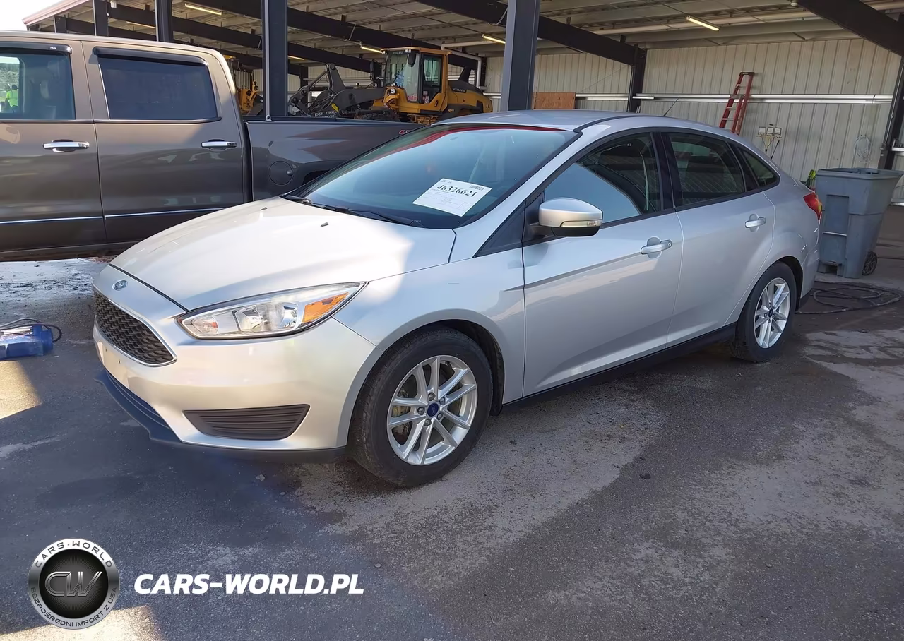 2016 Ford Focus Se VIN:1FADP3F26GL347760 - 2