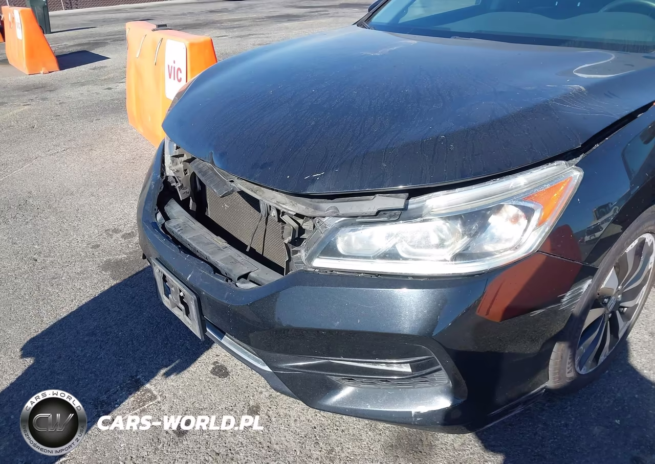 2017 Honda Accord Hybrid Ex-L VIN:JHMCR6F57HC012101 - 6