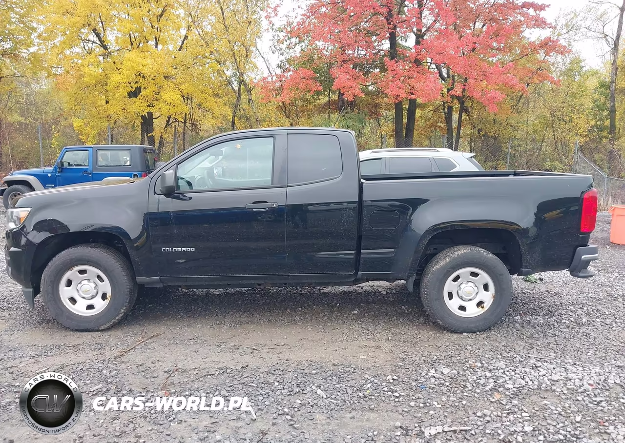 2018 Chevrolet Colorado VIN:1GCHSAEA9J1289508 - 14