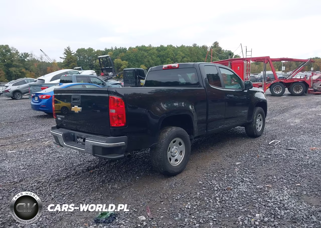 2018 Chevrolet Colorado VIN:1GCHSAEA9J1289508 - 4
