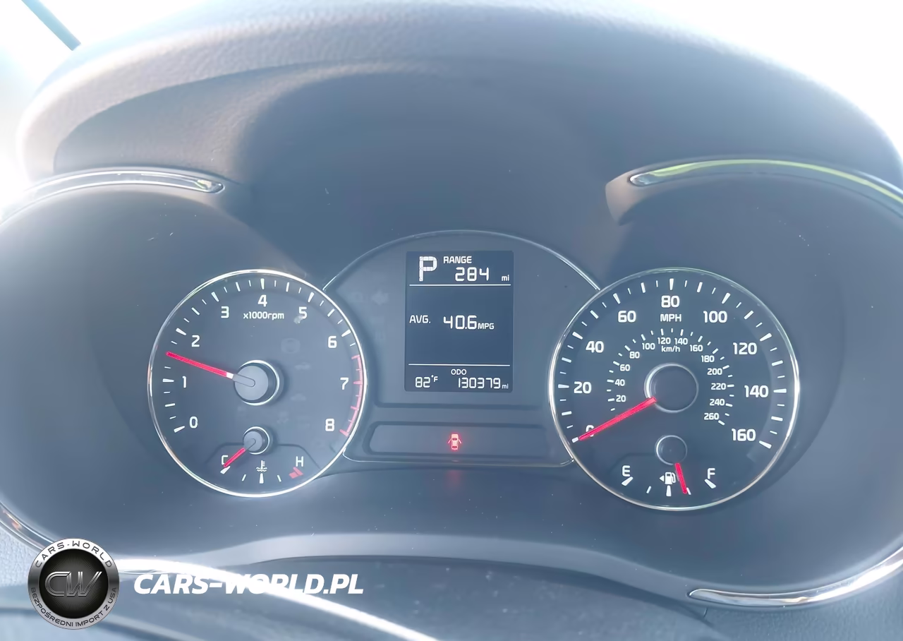 2017 Kia Forte Lx VIN:3KPFK4A75HE093821 - 7