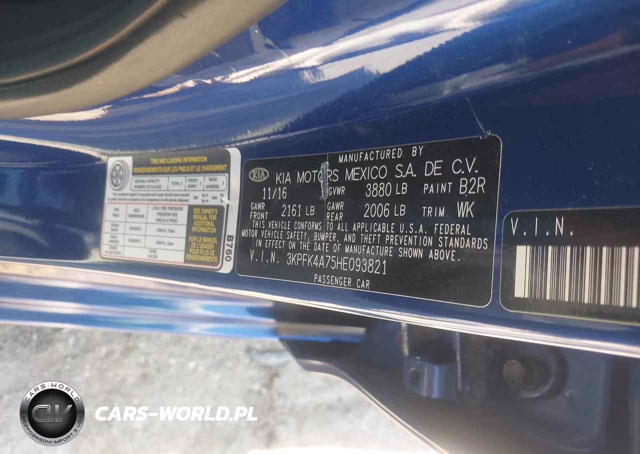 2017 Kia Forte Lx VIN:3KPFK4A75HE093821 - 9