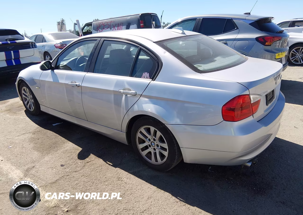 2007 BMW 328I VIN:WBAVA33537KX71382 - 3
