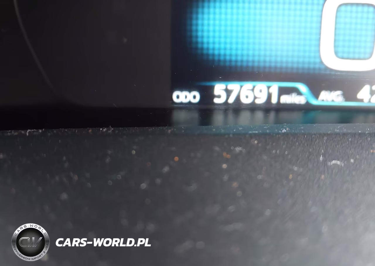 2019 Toyota Prius Le VIN:JTDKARFU1K3090958 - 16