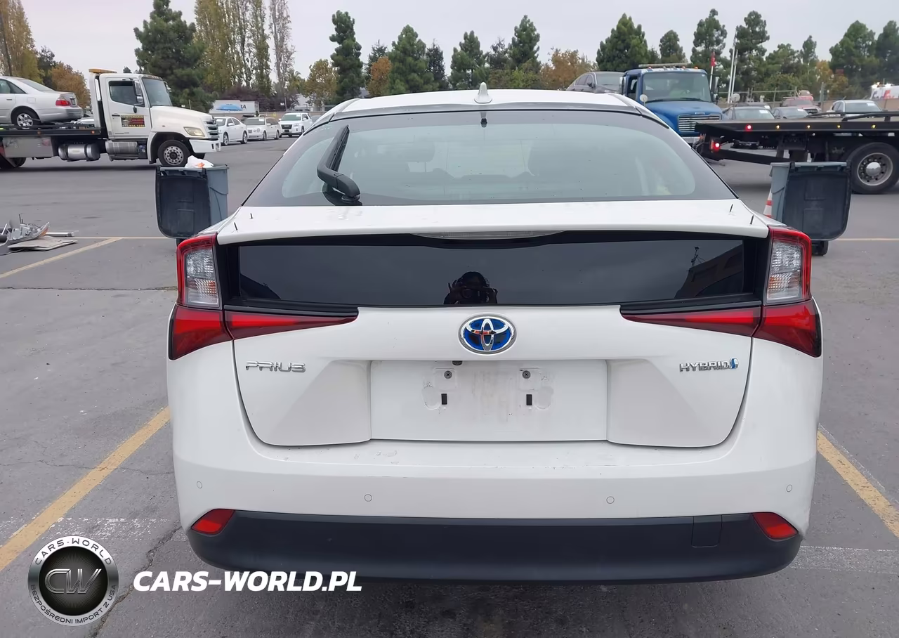 2019 Toyota Prius Le VIN:JTDKARFU1K3090958 - 17