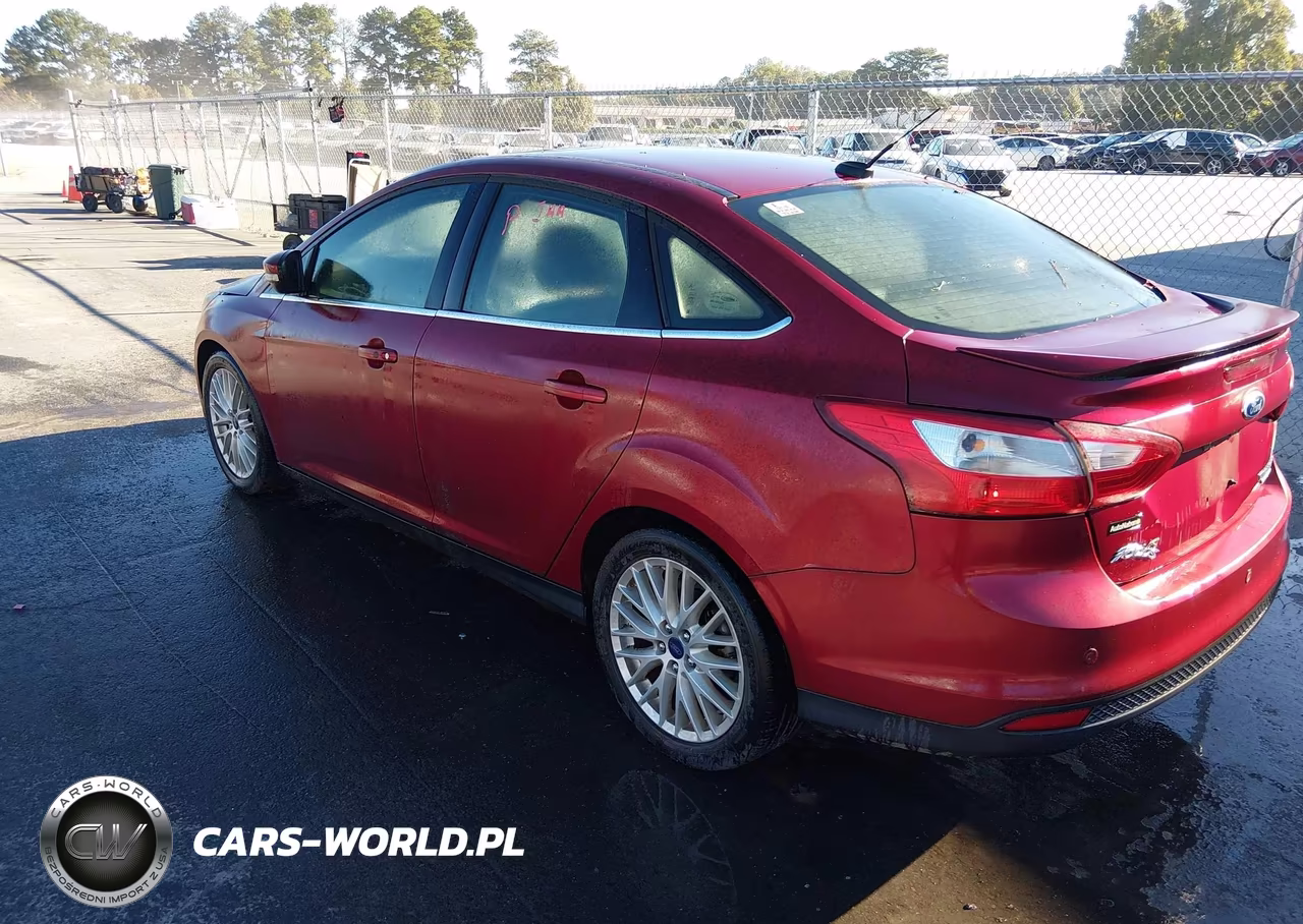 2013 Ford Focus Titanium VIN:1FADP3J25DL378873 - 3