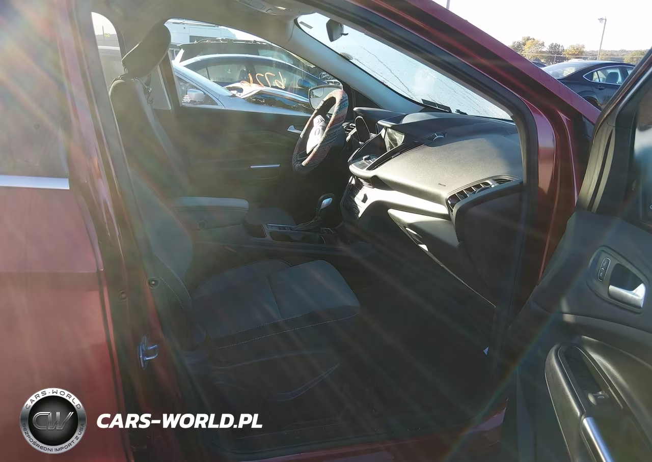 2019 Ford Escape Se VIN:1FMCU9GD3KUC21131 - 5