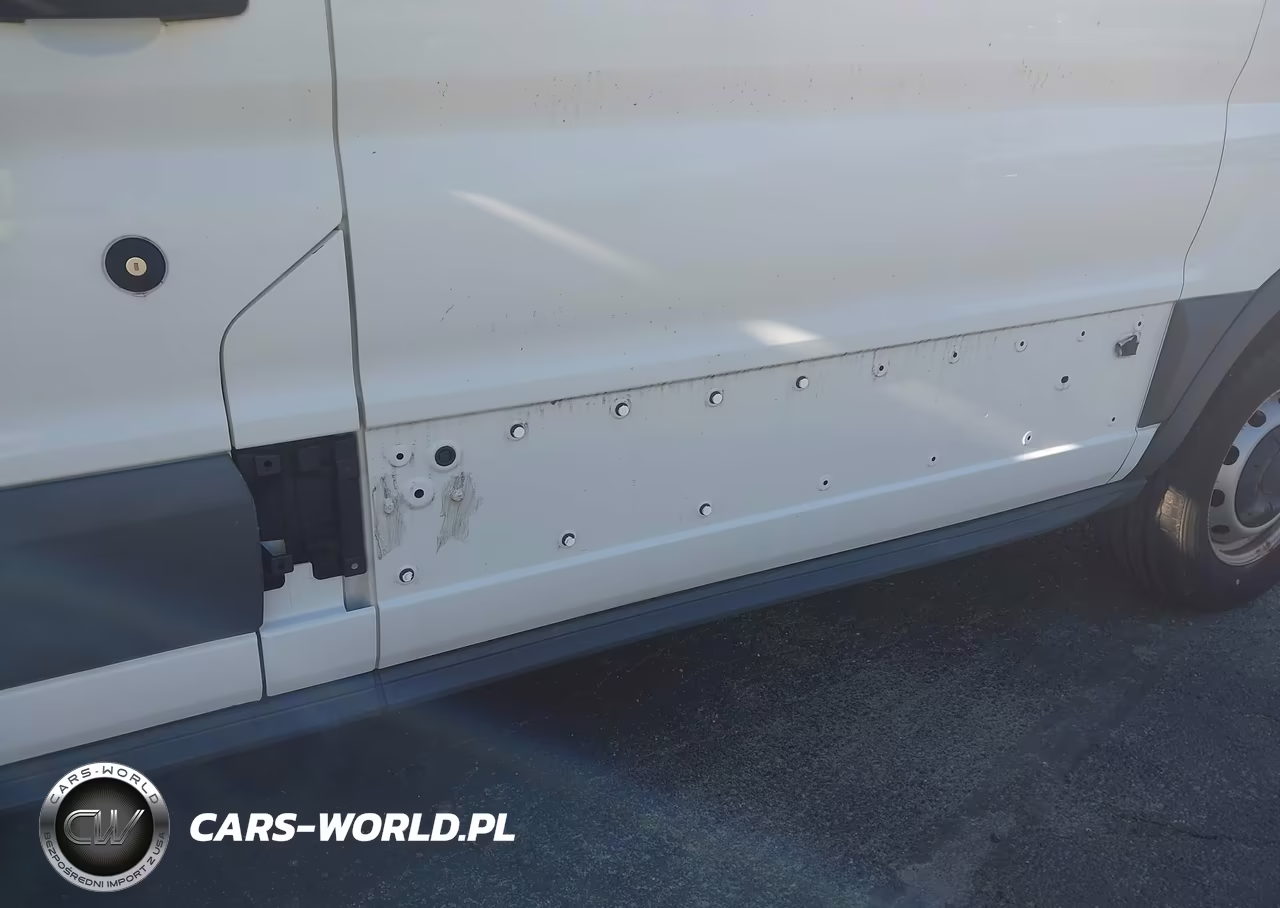 2018 Ford Transit-150 VIN:1FTYE1YM9JKB31192 - 6