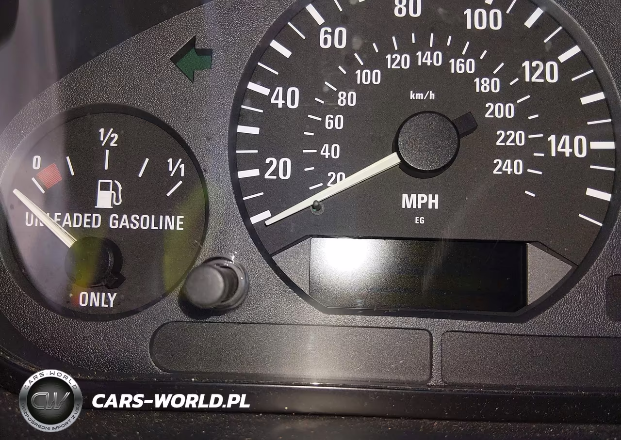 1995 BMW 318 Ti VIN:WBACG5322SAM52805 - 16