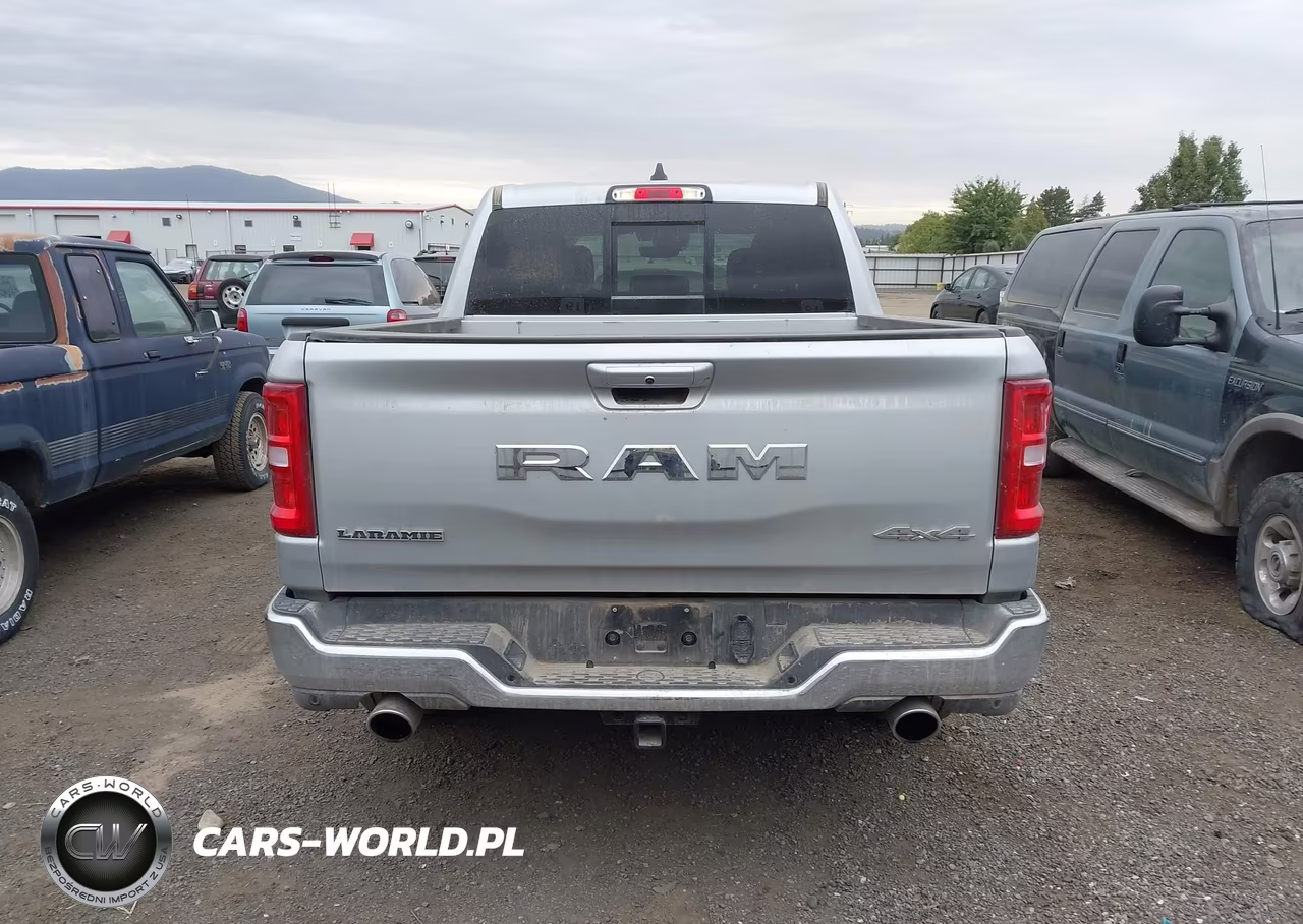 2026 Ram 1500 Laramie 4X4 5'7 Box VIN:1C6SRFJP8TN325880 - 16