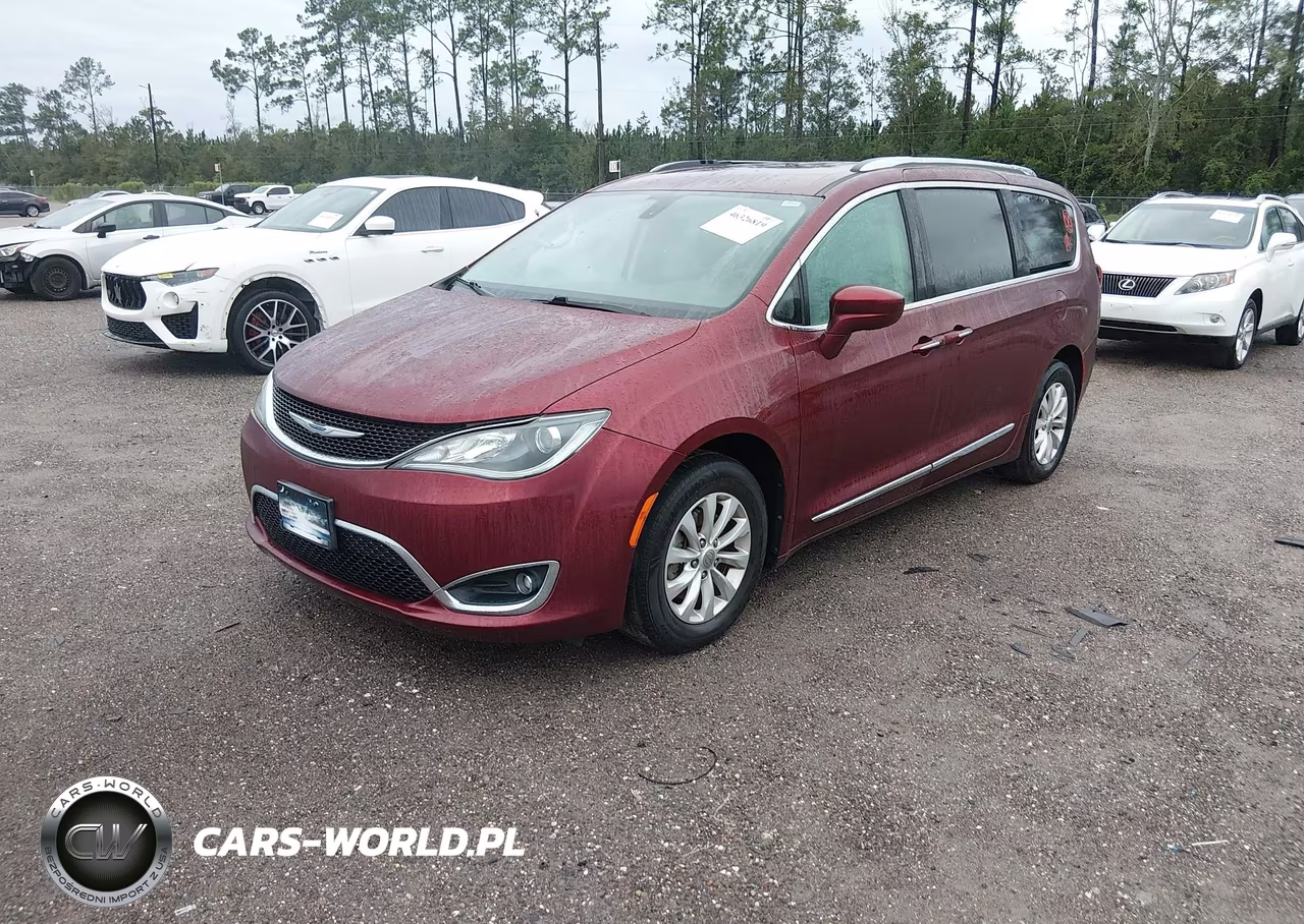2019 Chrysler Pacifica Touring L VIN:2C4RC1BG7KR539271 - 2