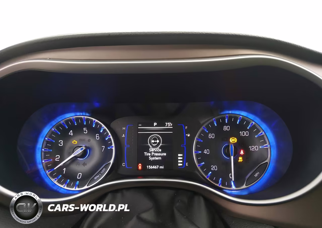 2019 Chrysler Pacifica Touring L VIN:2C4RC1BG7KR539271 - 7