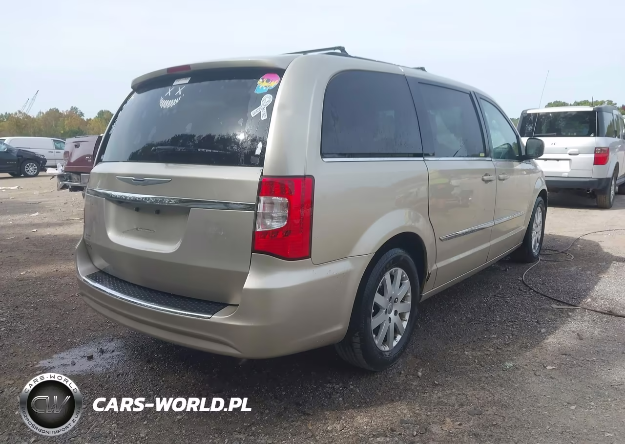 2014 Chrysler Town & Country Touring VIN:2C4RC1BG0ER445804 - 4