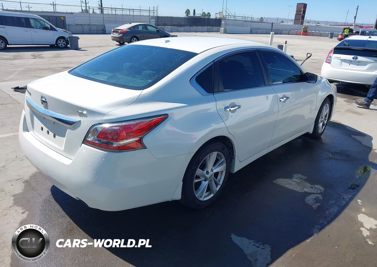 2015 Nissan Altima 2.5 Sv VIN:1N4AL3AP9FC228455 - 4