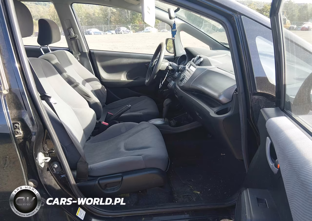2009 Honda Fit VIN:JHMGE88229S061919 - 5