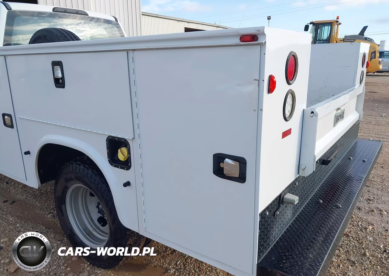 2018 Ford F-350 Chassis Xl VIN:1FDRF3G69JEC69602 - 16