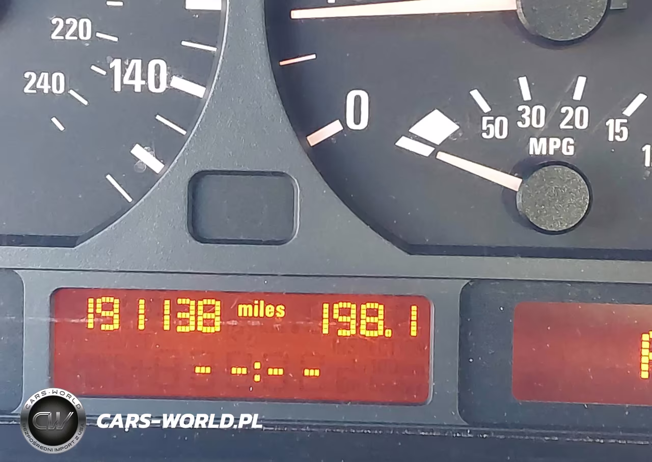 2004 BMW 325I VIN:WBAAZ33414KP82455 - 15