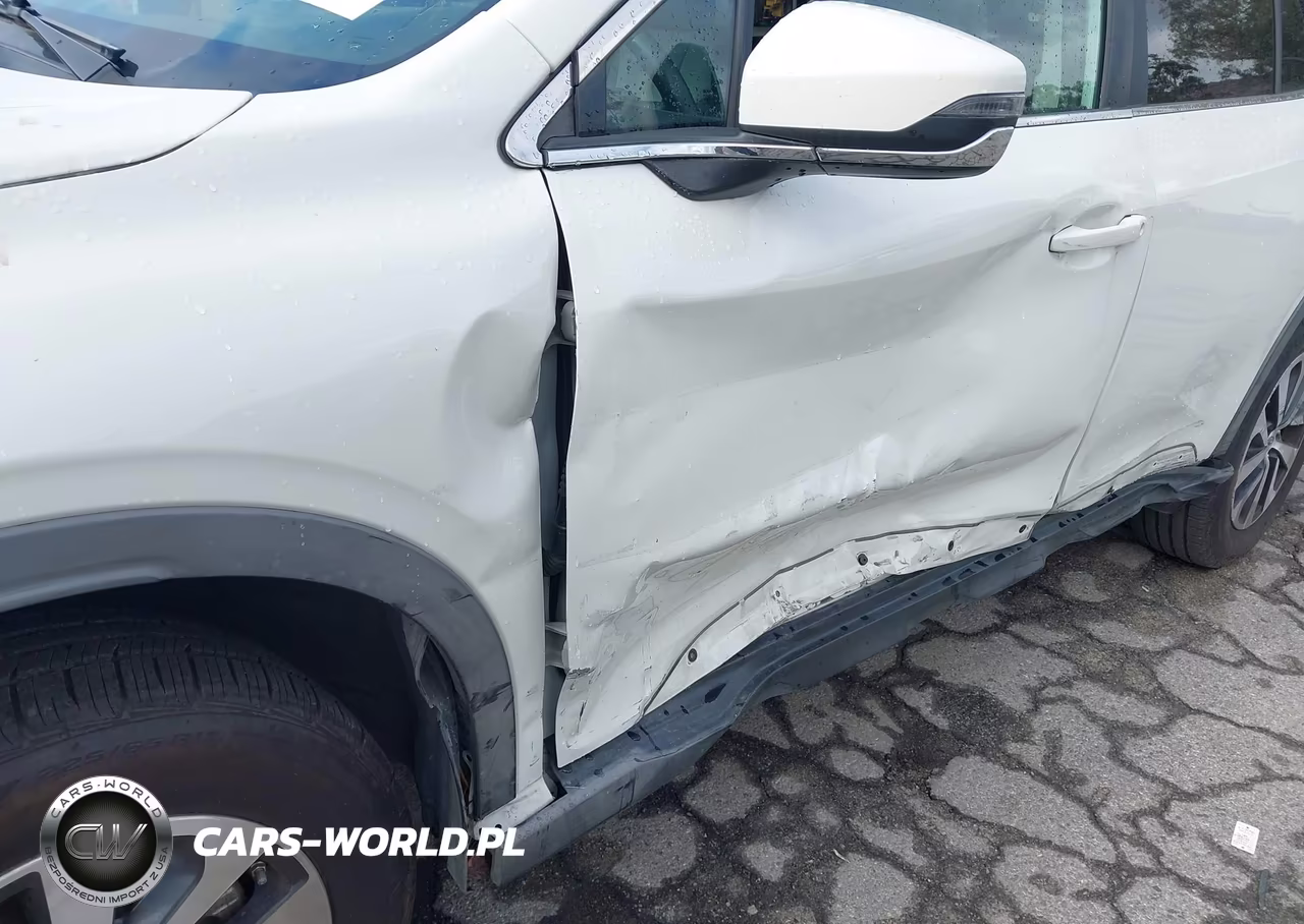 2020 Subaru Outback Premium VIN:4S4BTACC3L3117744 - 6