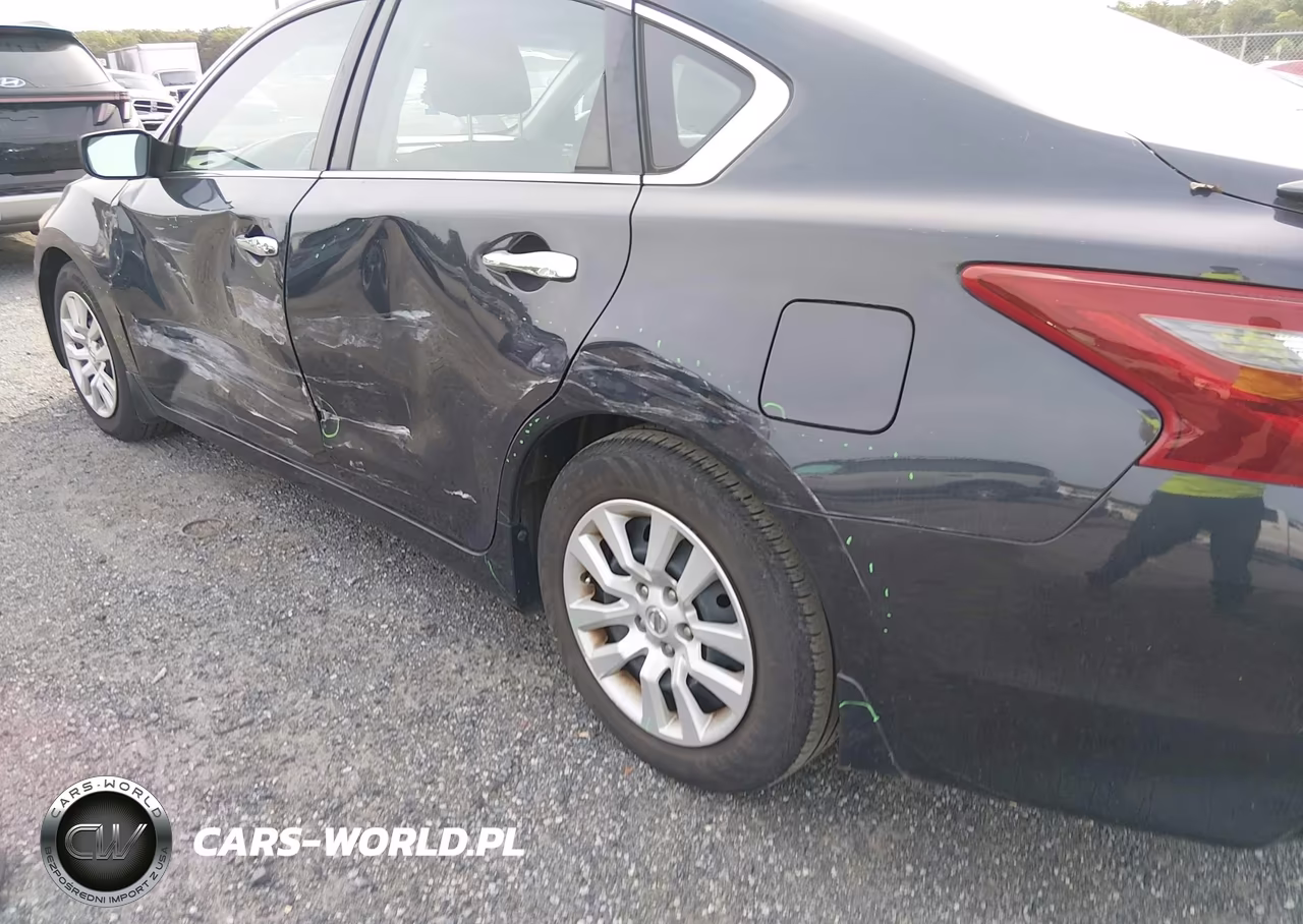 2018 Nissan Altima 2.5 S VIN:1N4AL3AP1JC124390 - 18