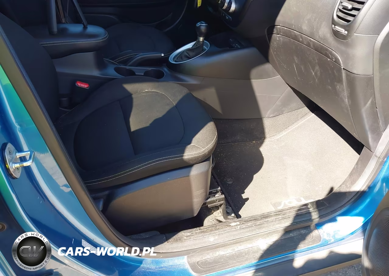 2016 Kia Soul + VIN:KNDJP3A55G7359440 - 5
