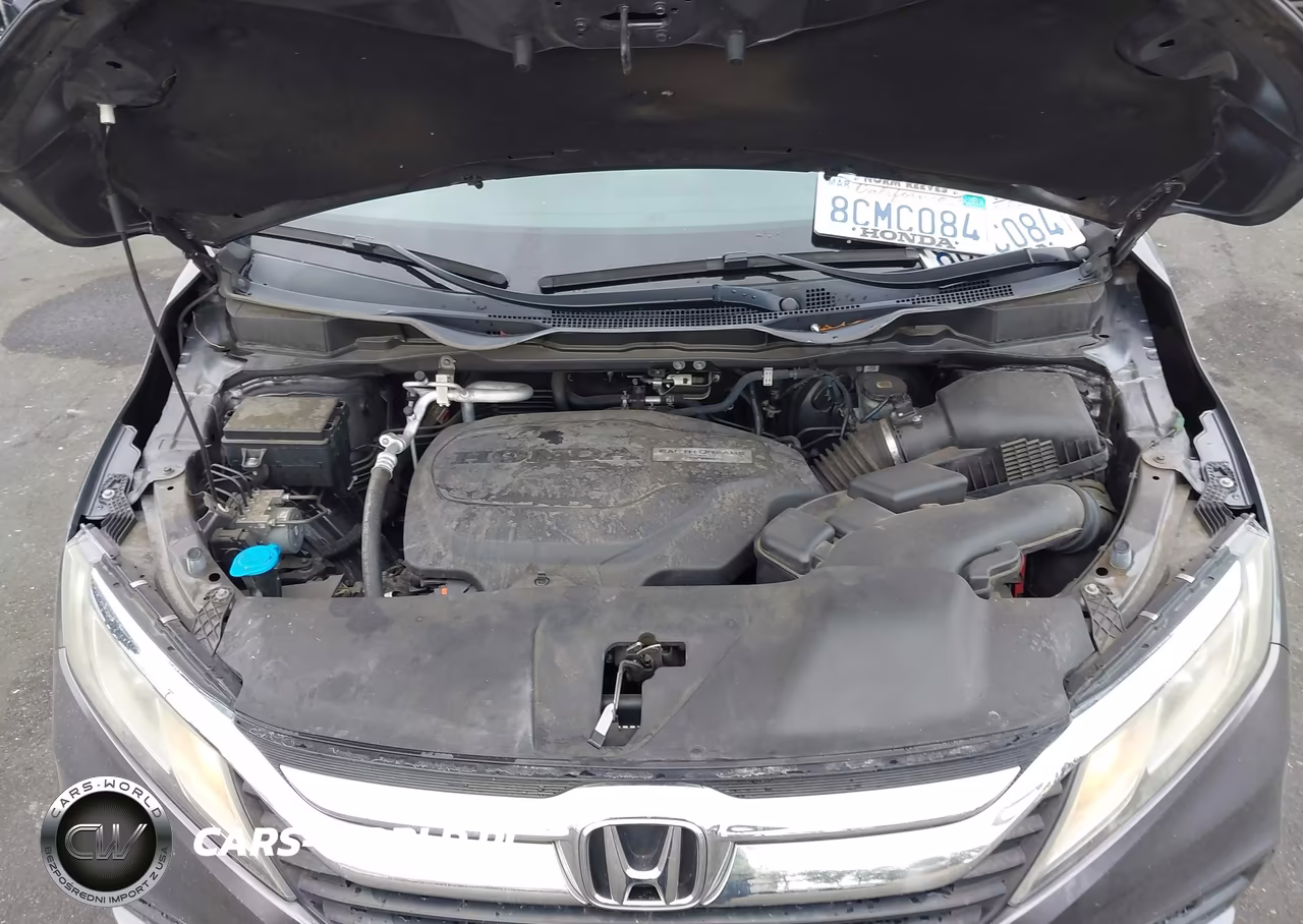 2018 Honda Odyssey Lx VIN:5FNRL6H23JB050921 - 10