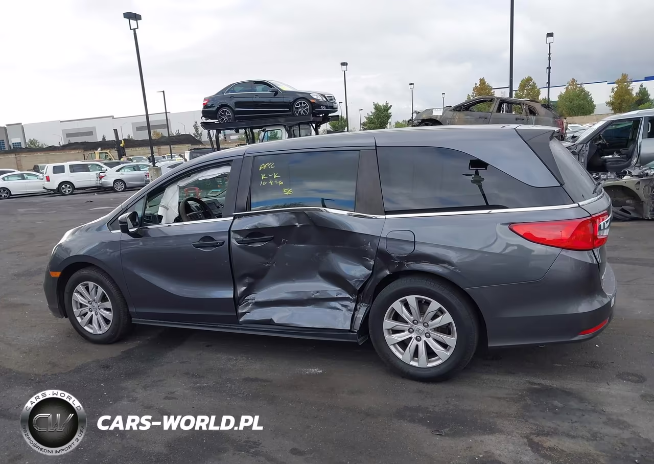2018 Honda Odyssey Lx VIN:5FNRL6H23JB050921 - 14