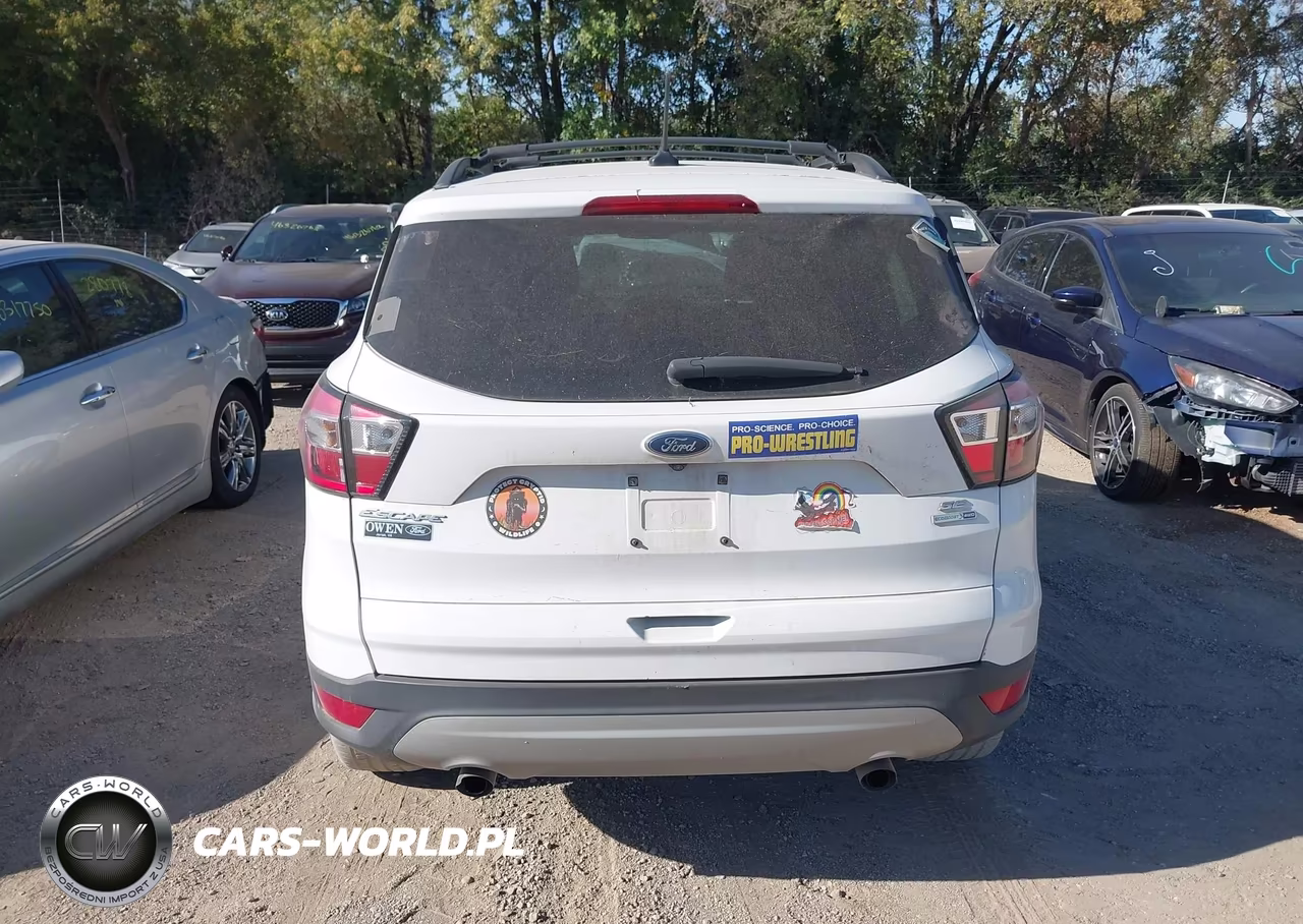 2018 Ford Escape Se VIN:1FMCU9GD8JUA17861 - 16