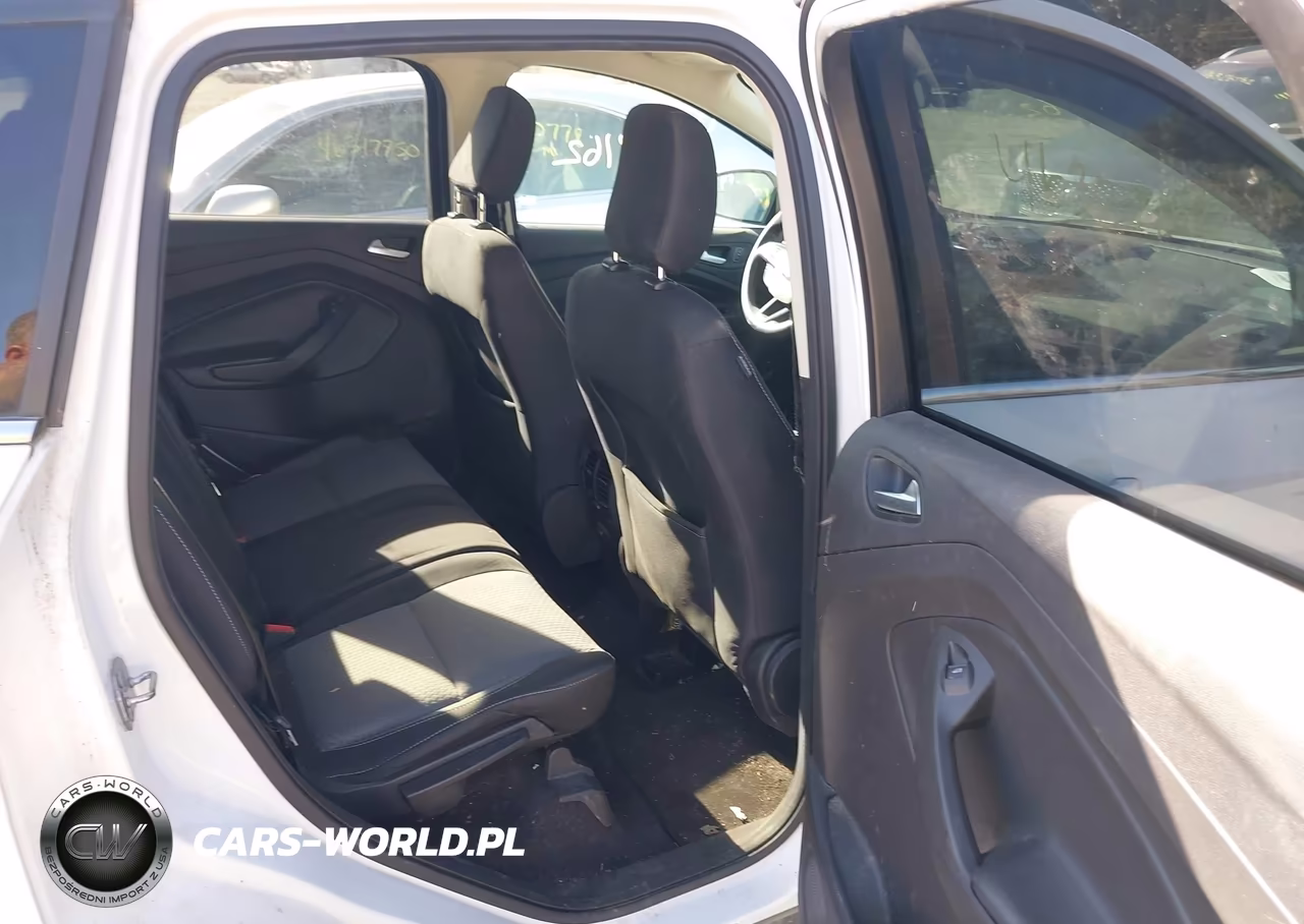 2018 Ford Escape Se VIN:1FMCU9GD8JUA17861 - 8