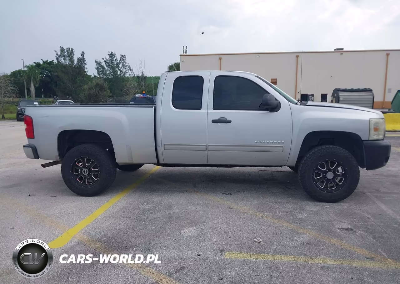 2013 Chevrolet Silverado 1500 Ls VIN:1GCRCREA7DZ405519 - 13