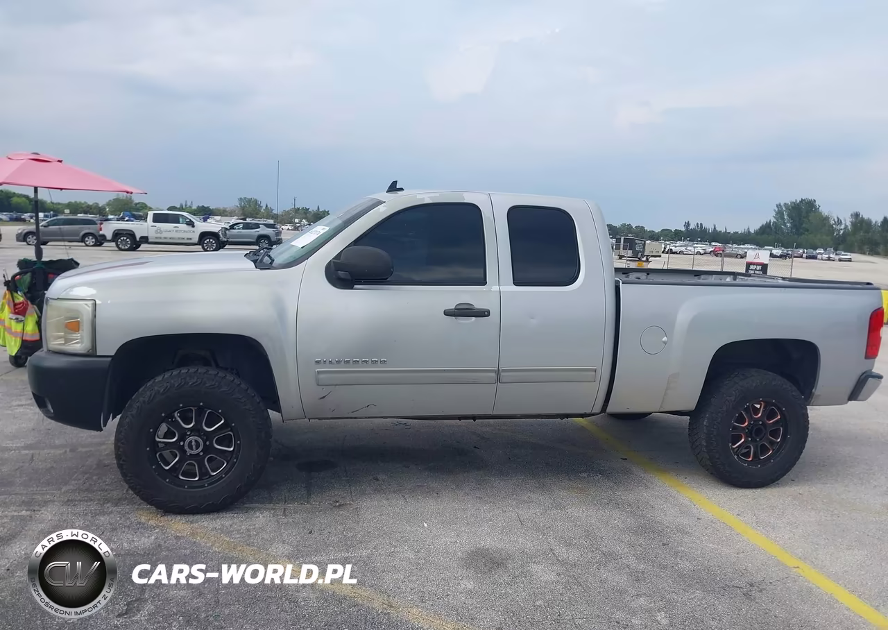 2013 Chevrolet Silverado 1500 Ls VIN:1GCRCREA7DZ405519 - 14