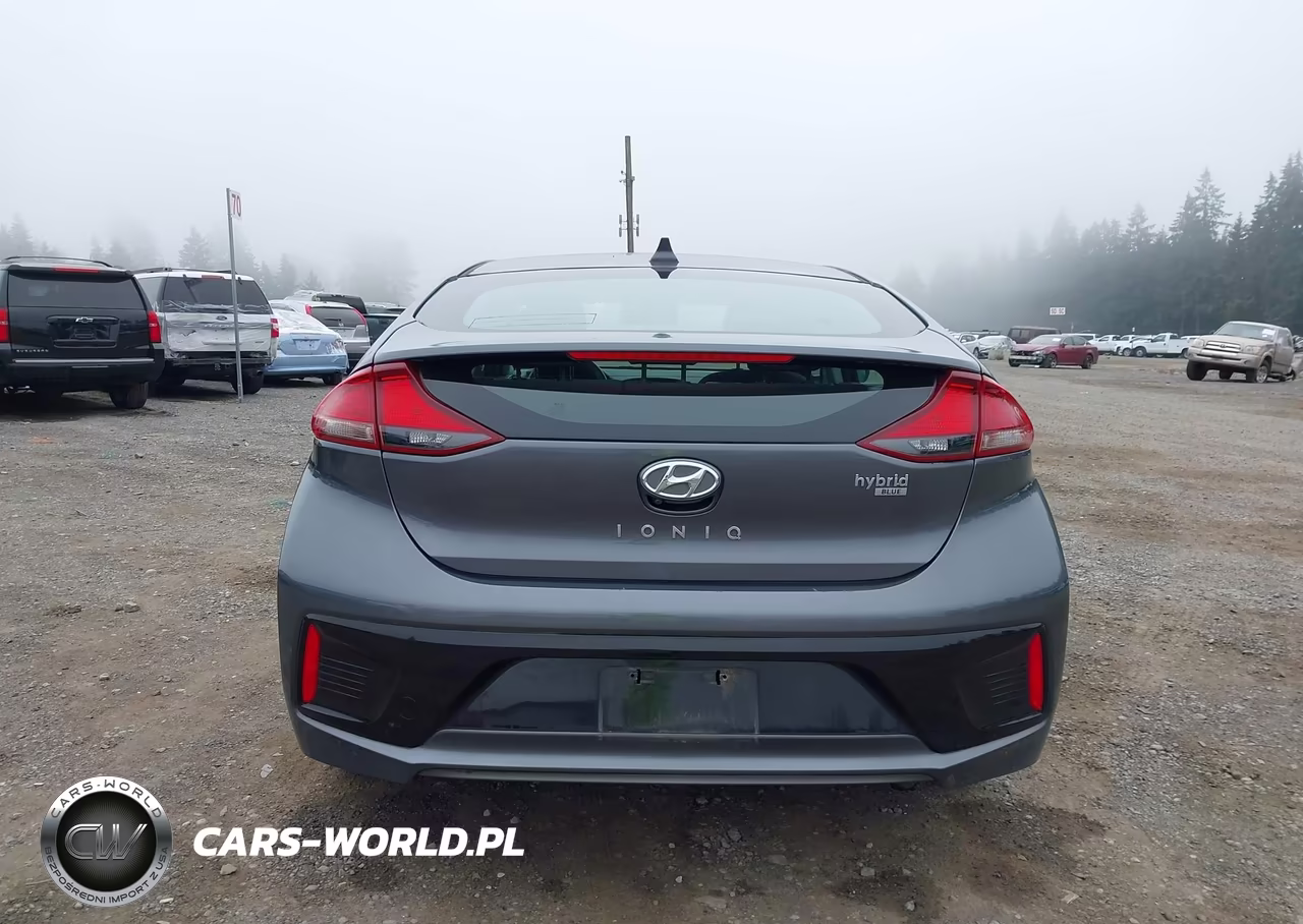 2018 Hyundai Ioniq Hybrid Blue VIN:KMHC65LC9JU076885 - 16