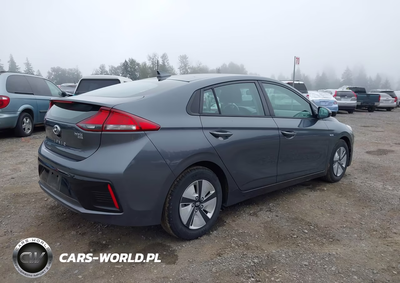 2018 Hyundai Ioniq Hybrid Blue VIN:KMHC65LC9JU076885 - 4