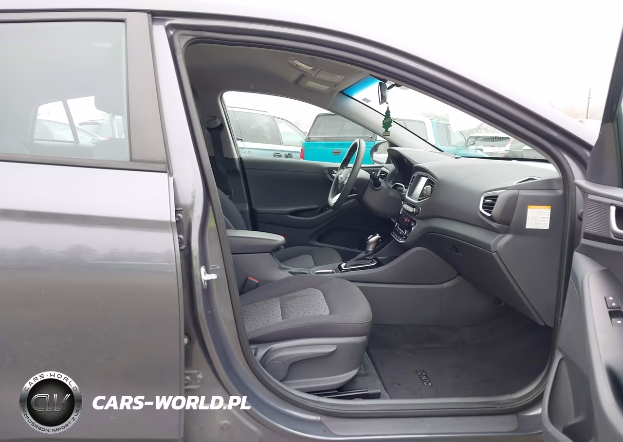 2018 Hyundai Ioniq Hybrid Blue VIN:KMHC65LC9JU076885 - 5