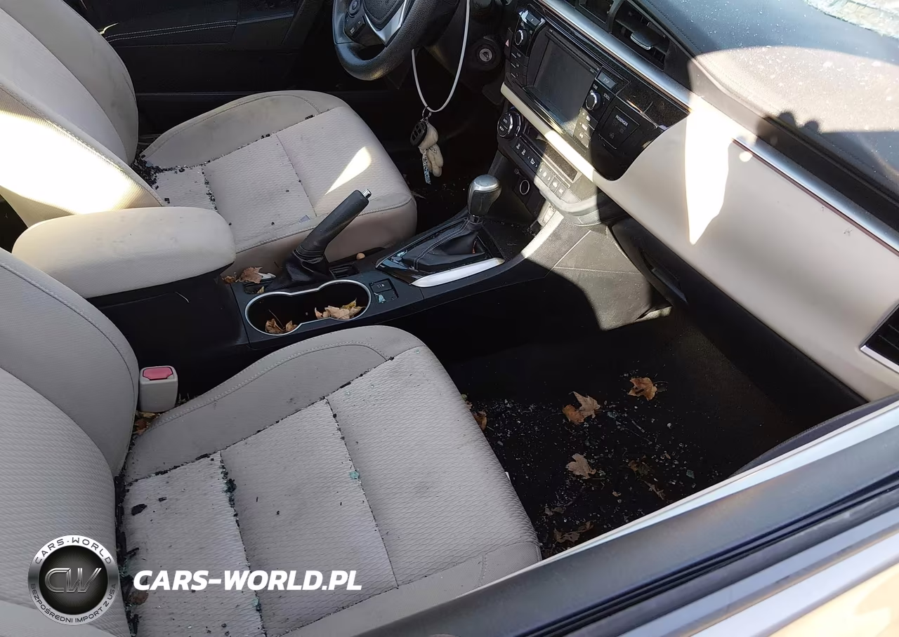 2014 Toyota Corolla Le Plus VIN:2T1BURHE3EC087424 - 5
