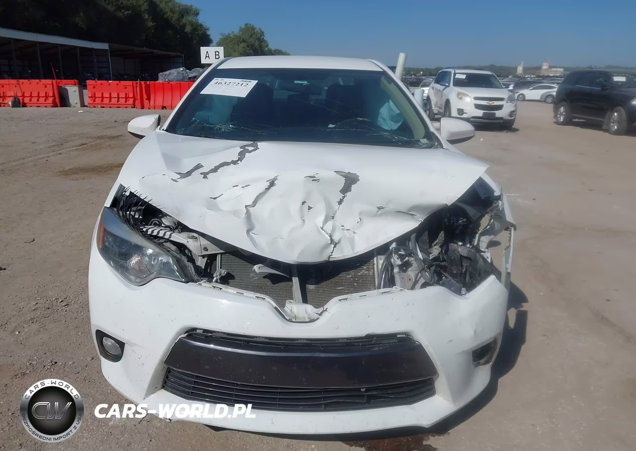 2016 Toyota Corolla Le Plus VIN:5YFBURHE0GP536464 - 12