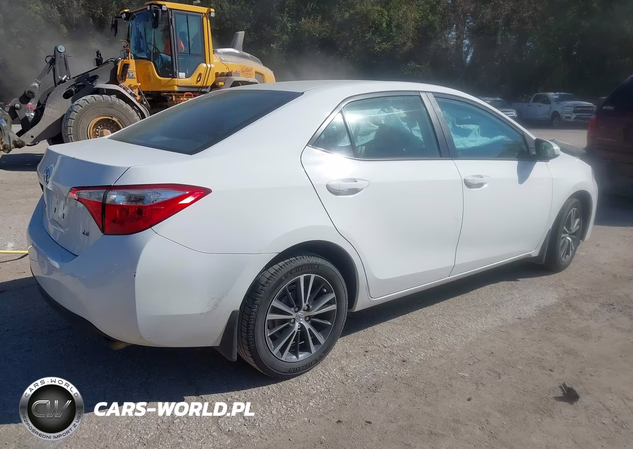 2016 Toyota Corolla Le Plus VIN:5YFBURHE0GP536464 - 4