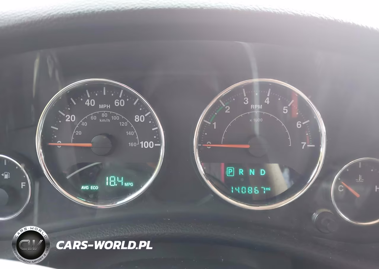 2018 Jeep Wrangler Jk Unlimited Sport 4X4 VIN:1C4BJWDGXJL802412 - 7