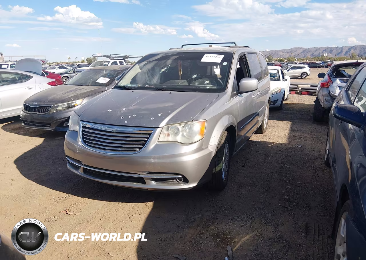 2015 Chrysler Town & Country Touring VIN:2C4RC1BGXFR539058 - 6
